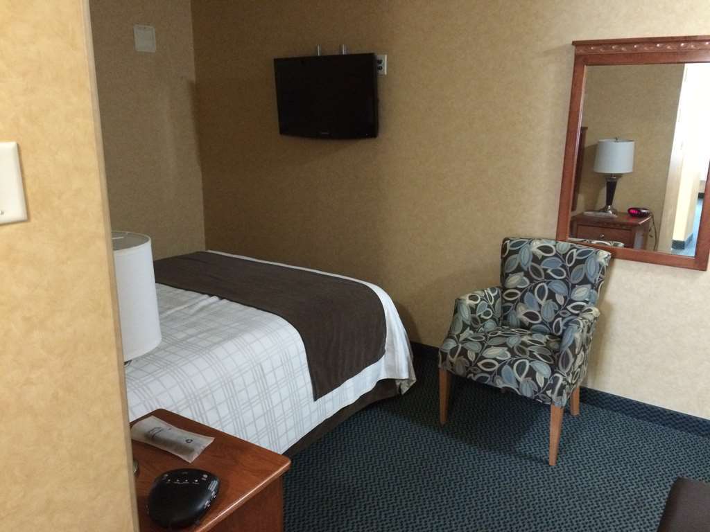 Western Country Meadows Hotel